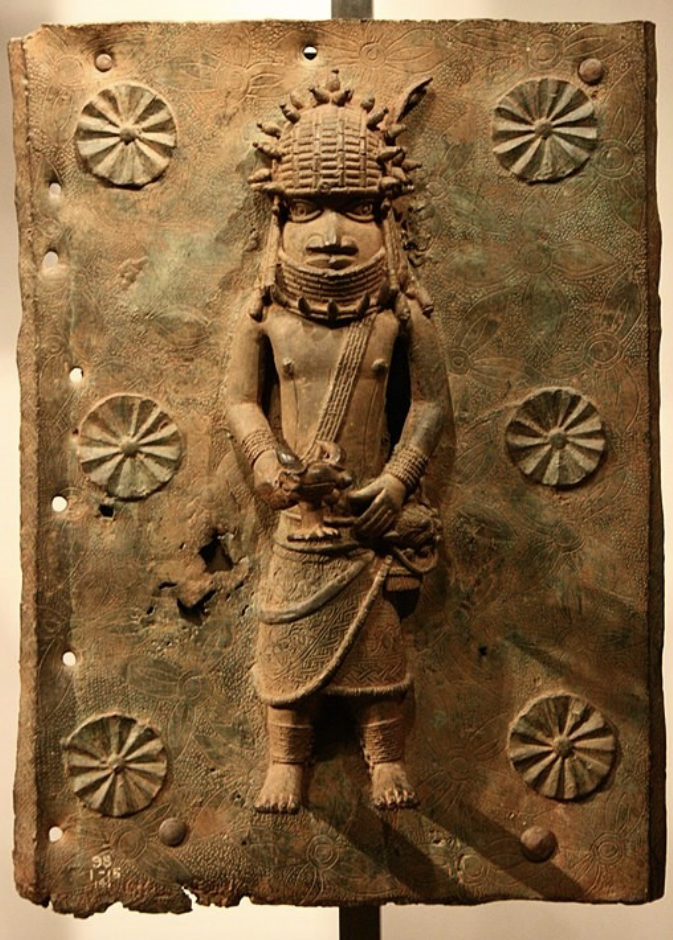 Benin Bronze: Brass plaque commonly known as "bronze". Benin kingdom (Nigeria). British Museum (London) via Wikimedia Commons